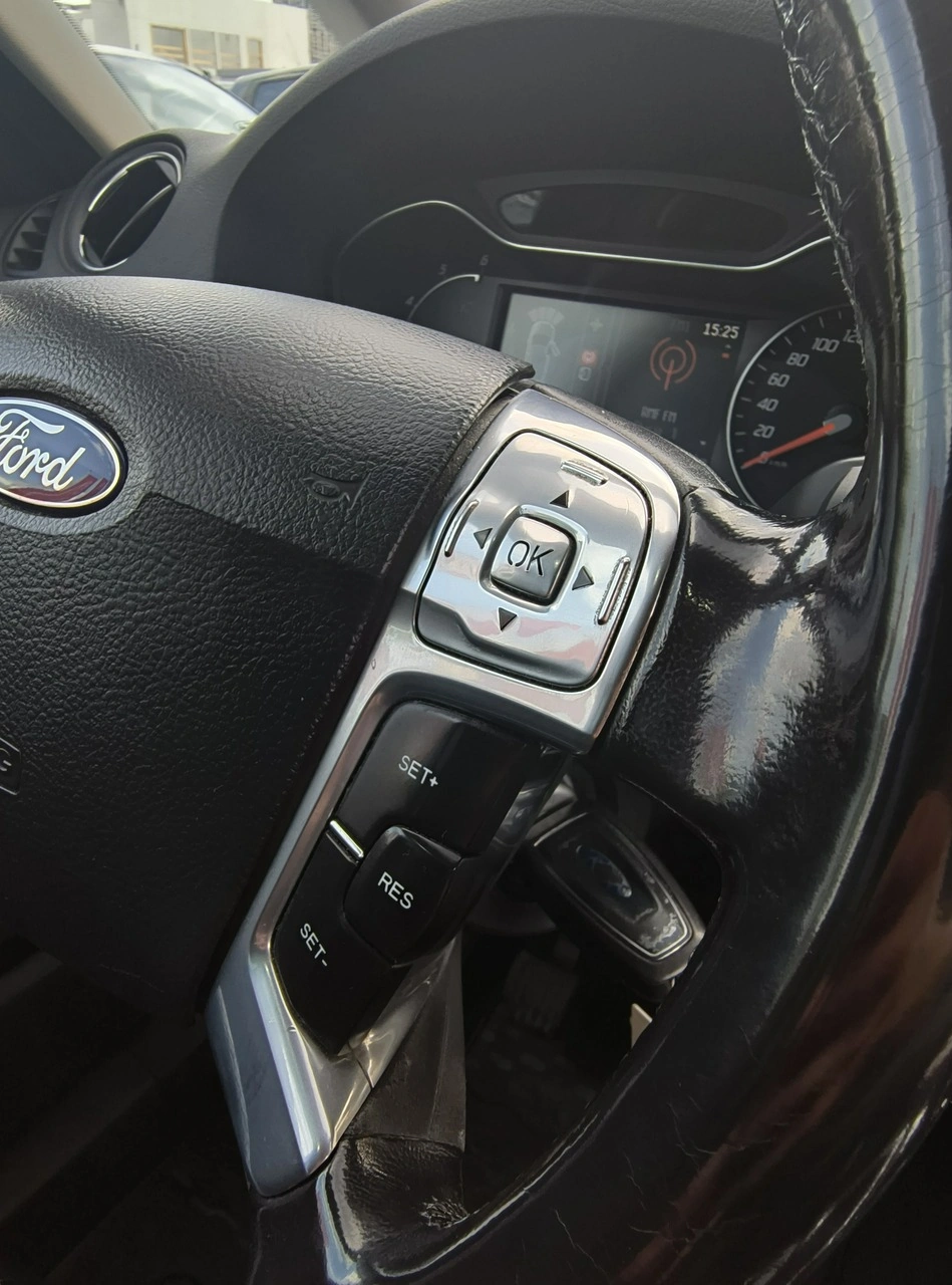 Ford S-Max - Zdjęcie 22