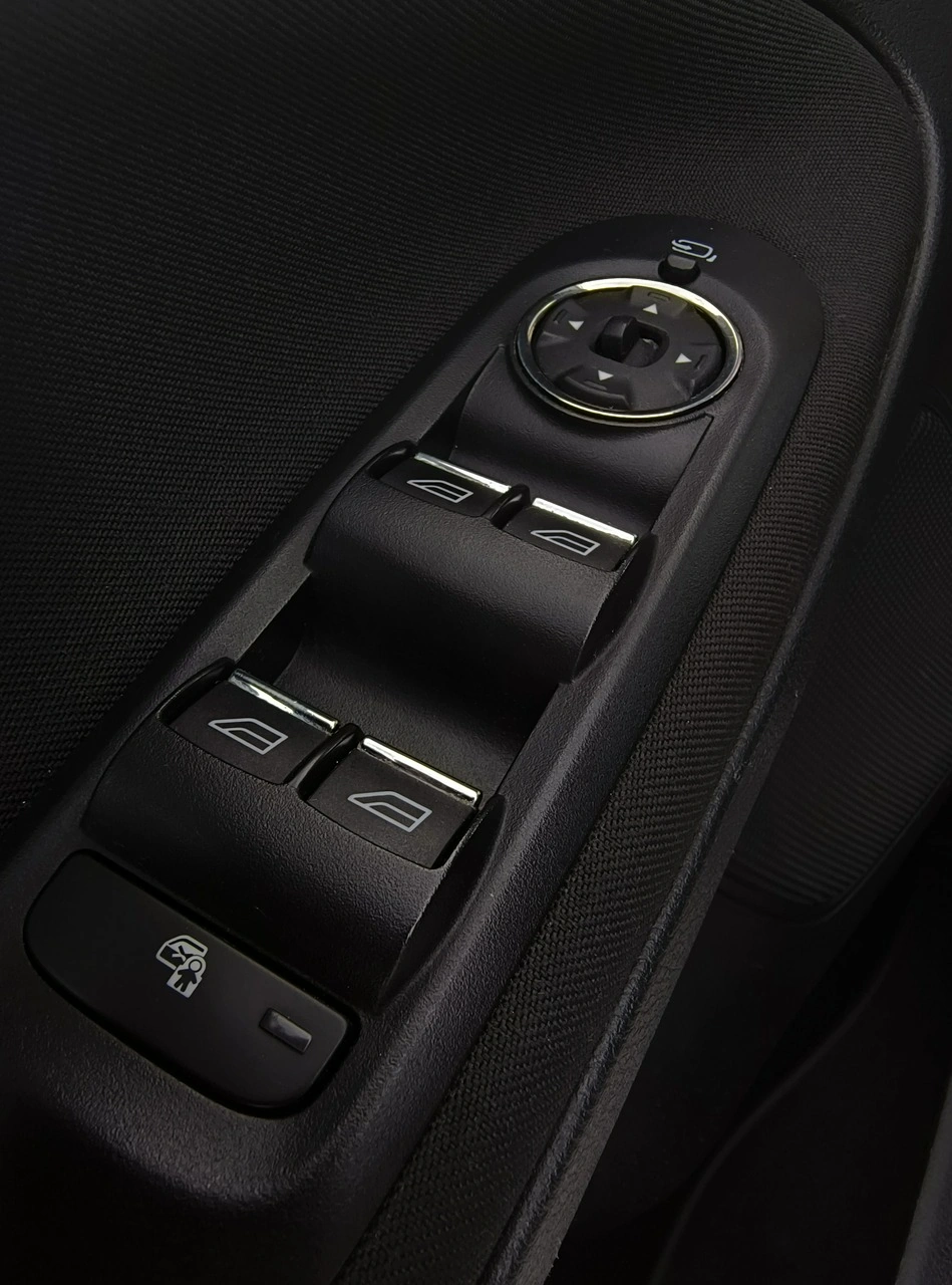 Ford S-Max - Zdjęcie 24