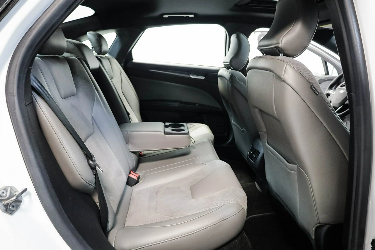 Ford Fusion - Zdjęcie 21