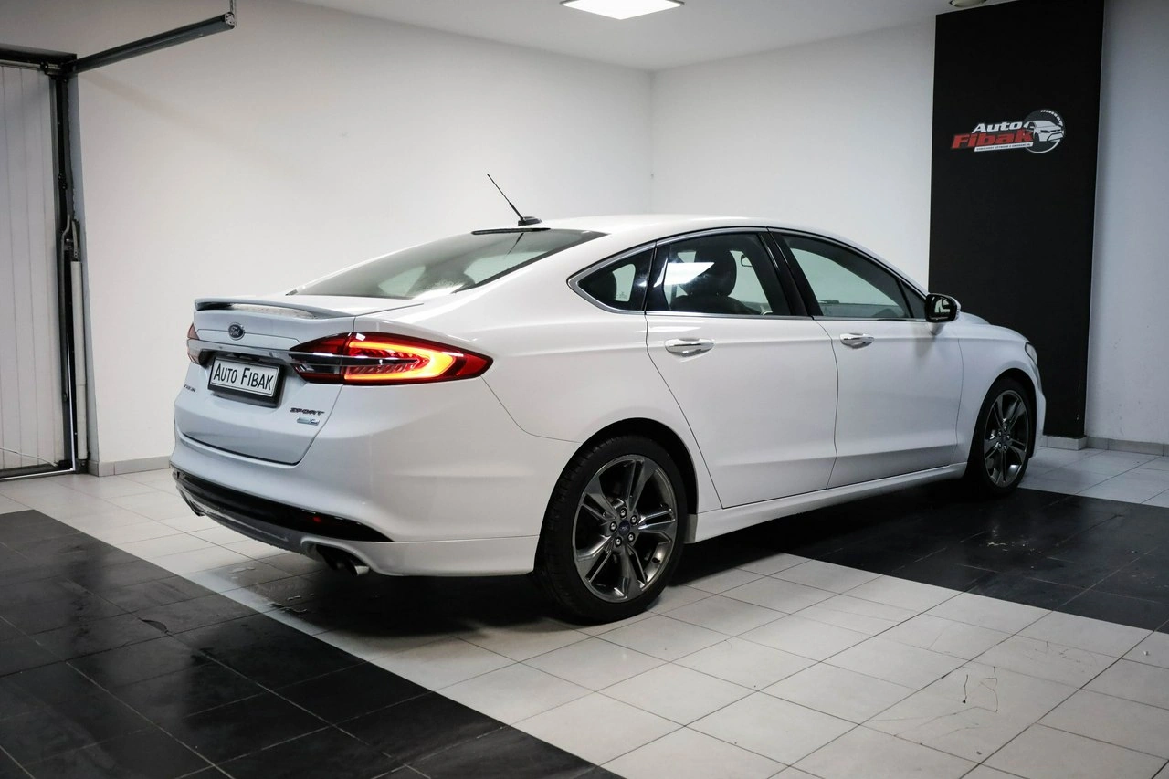 Ford Fusion - Zdjęcie 8