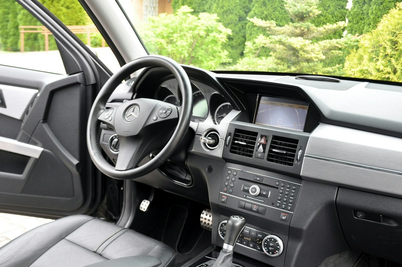 Mercedes GLK 350 - Zdjęcie 27
