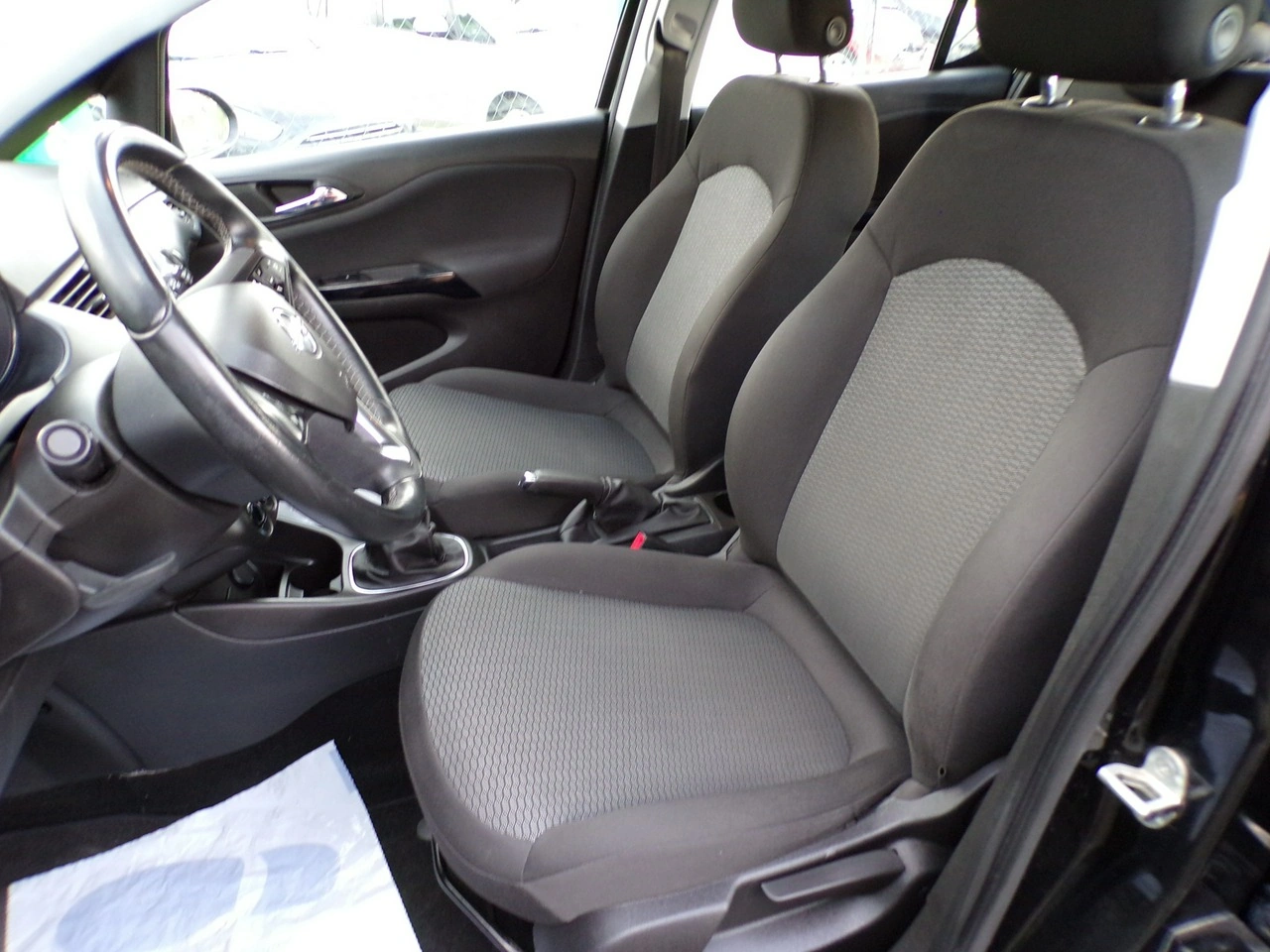 Opel Corsa - Zdjęcie 25