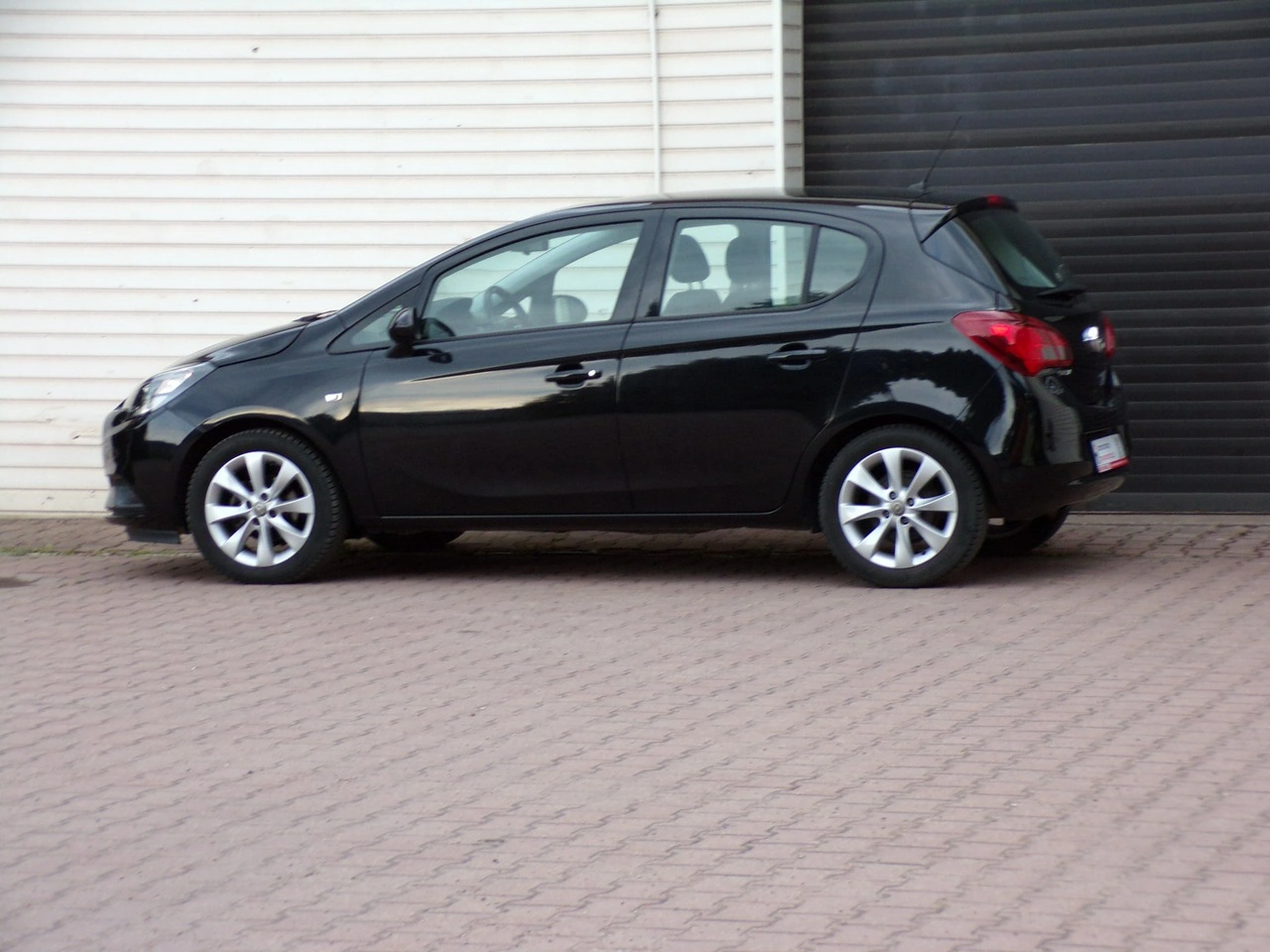 Opel Corsa - Zdjęcie 8