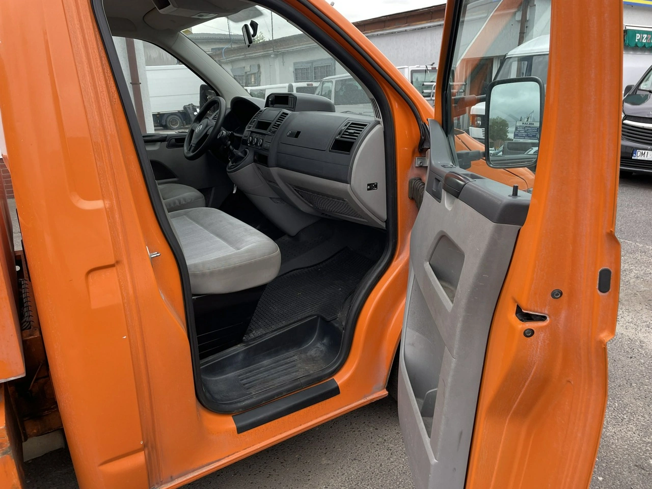 Volkswagen Transporter - Zdjęcie 13