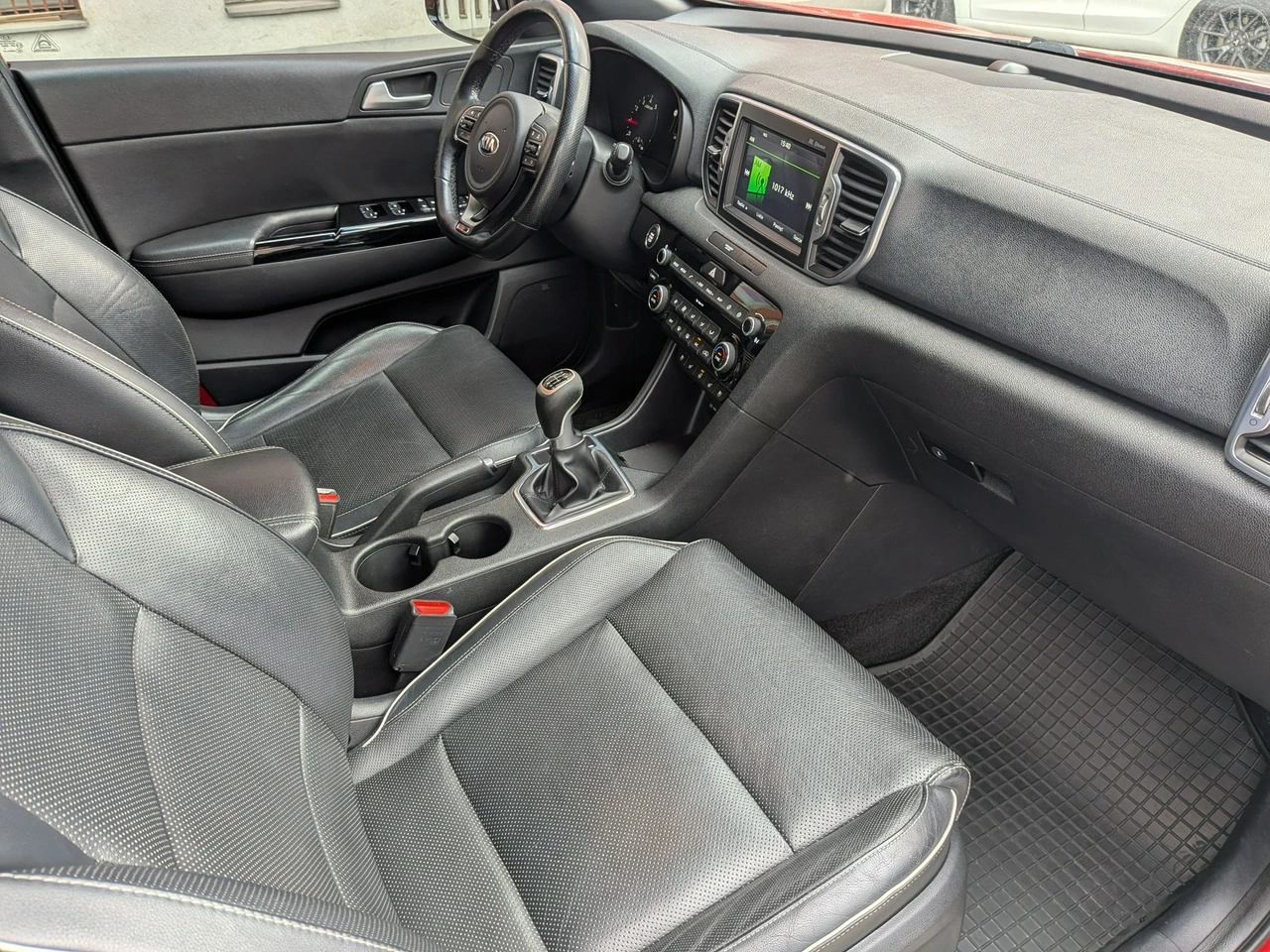 Kia Sportage - Zdjęcie 26