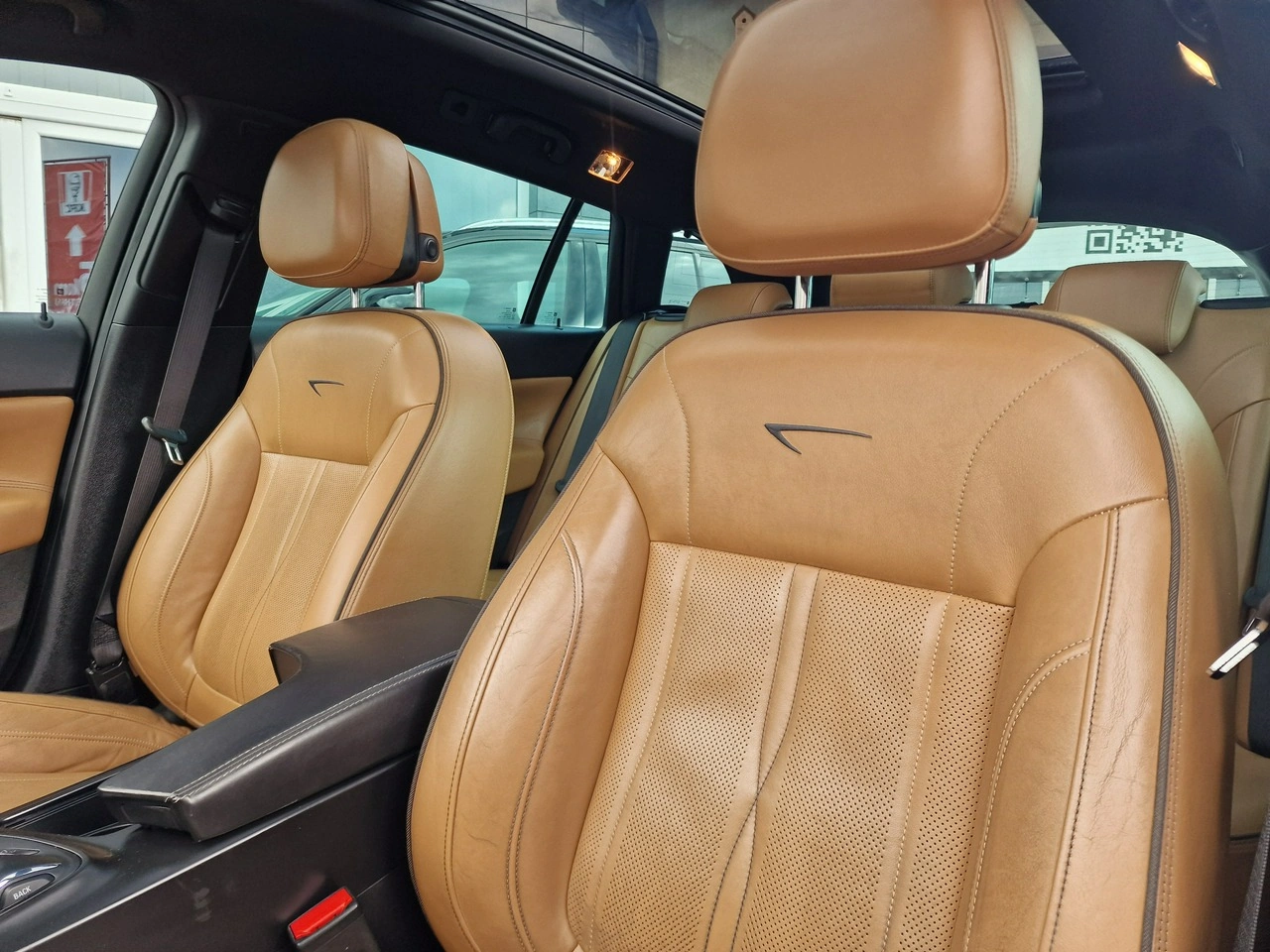 Opel Insignia Sports Tourer - Zdjęcie 15