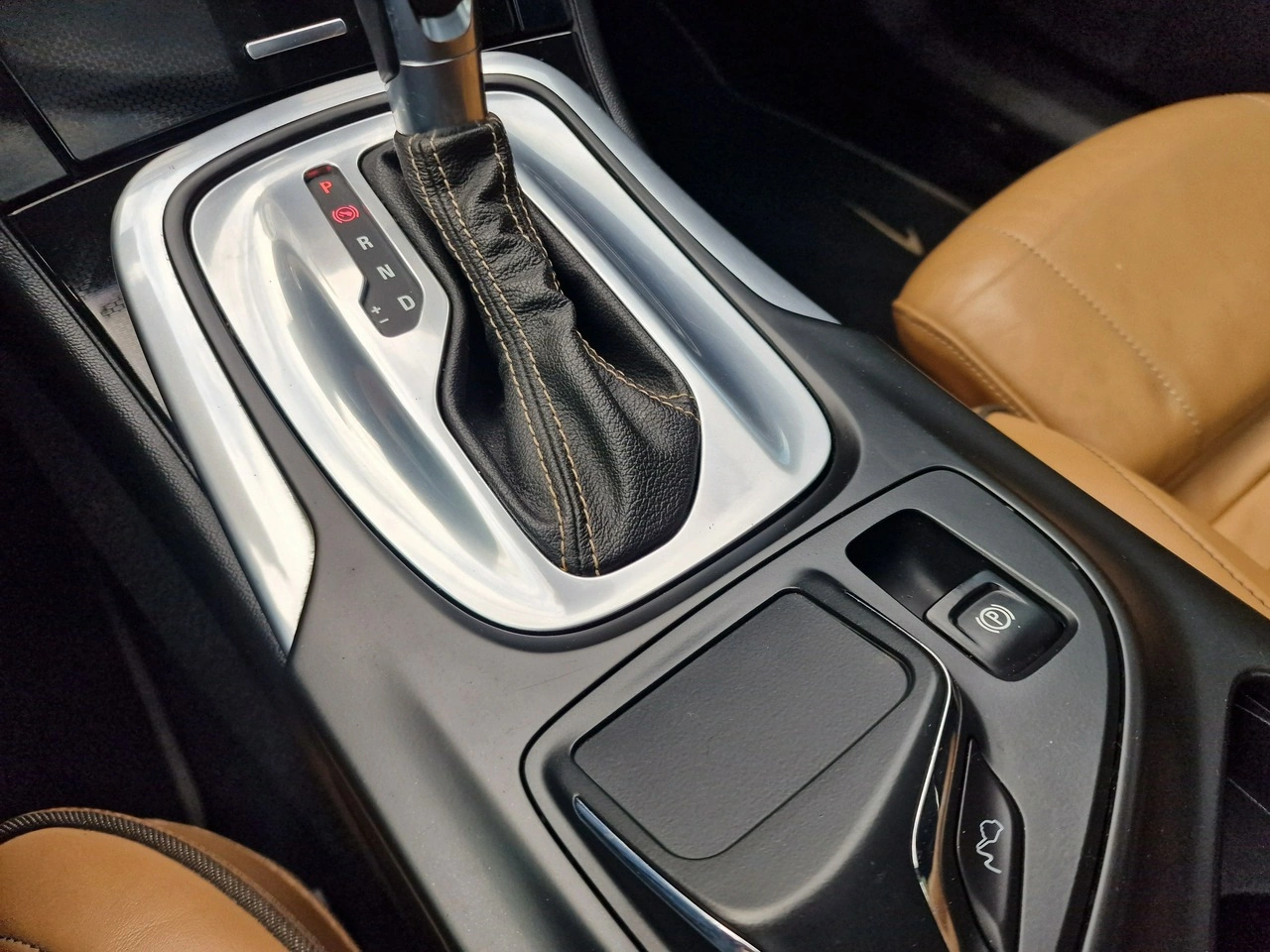 Opel Insignia Sports Tourer - Zdjęcie 27