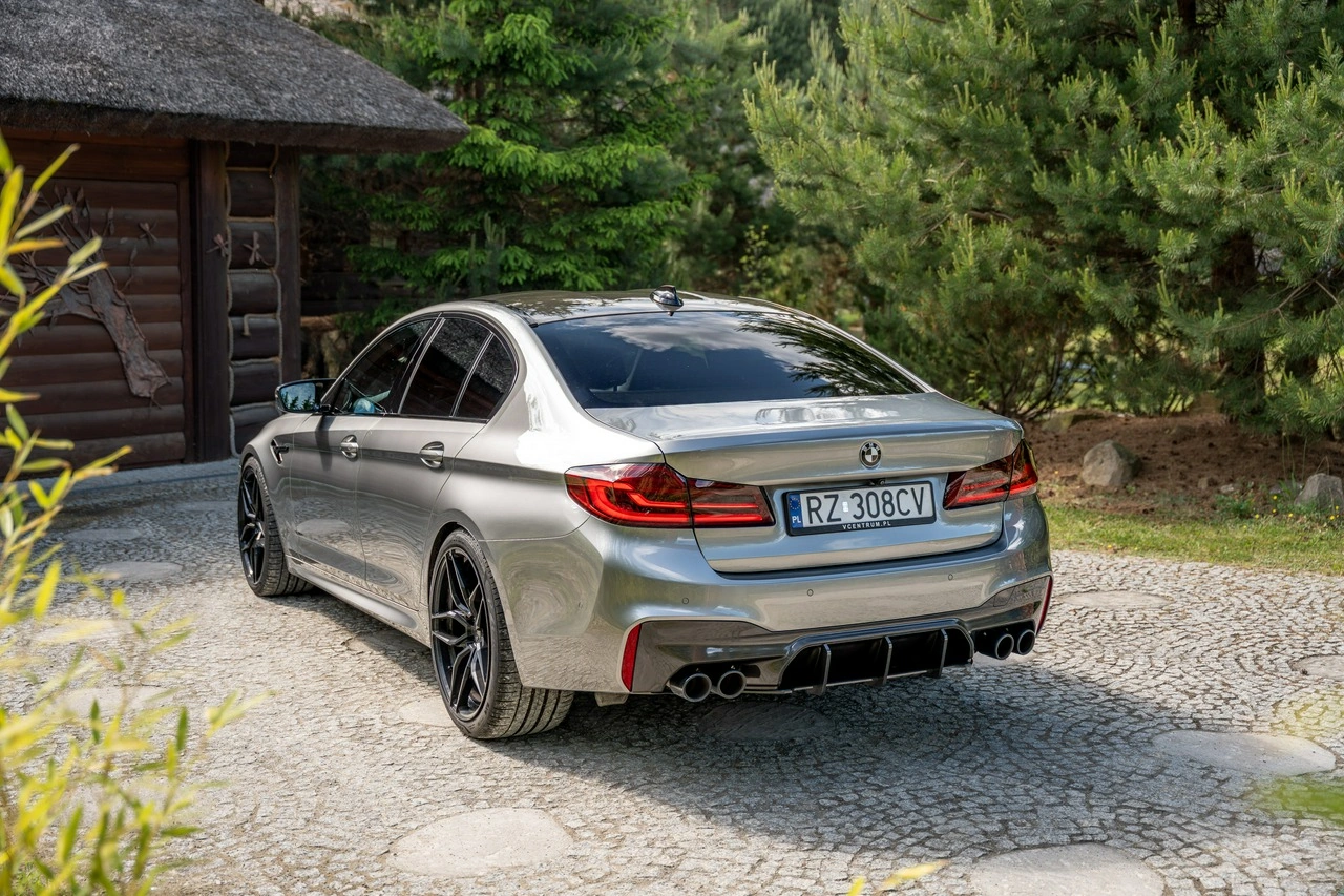 BMW M5 - Zdjęcie 1