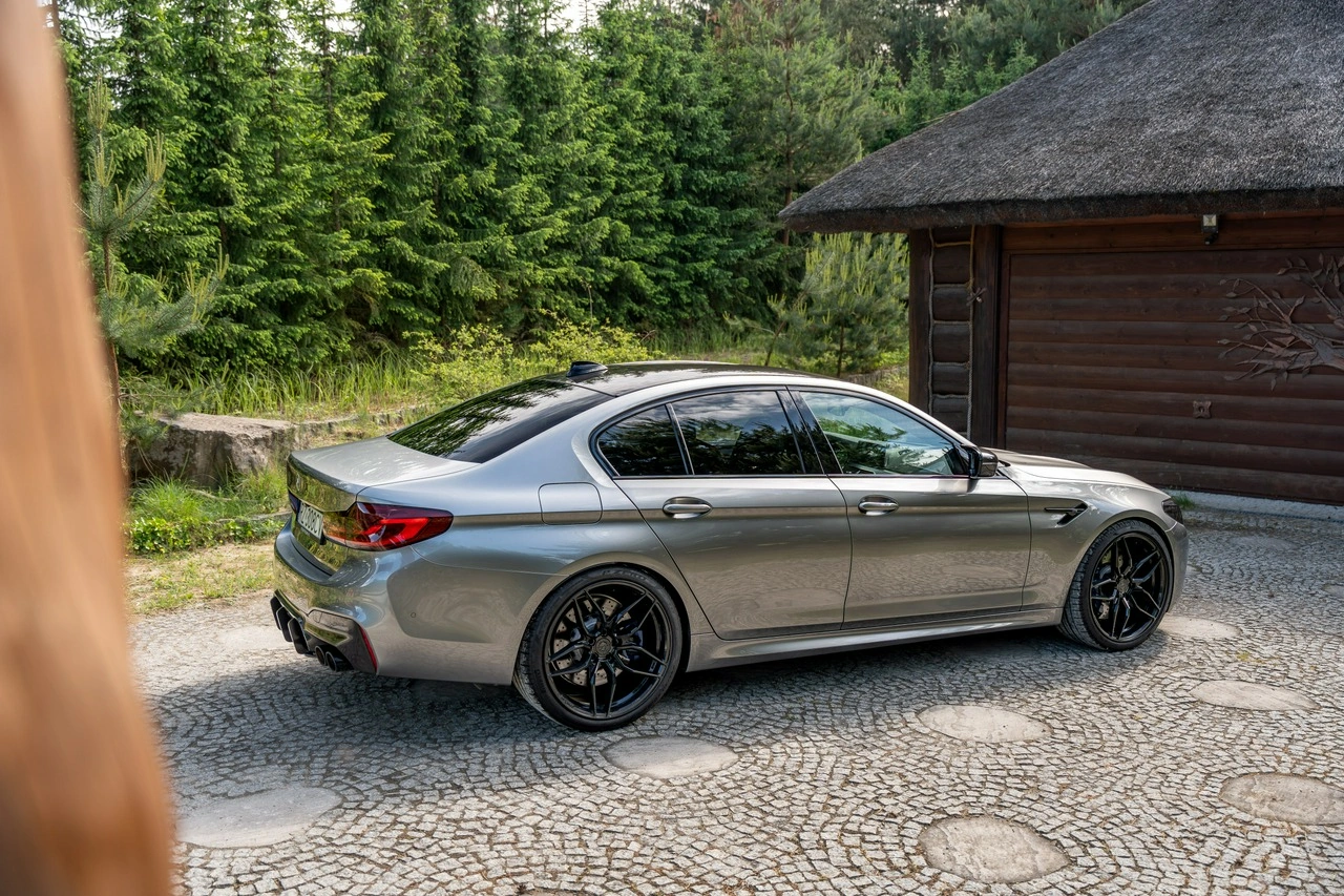 BMW M5 - Zdjęcie 31