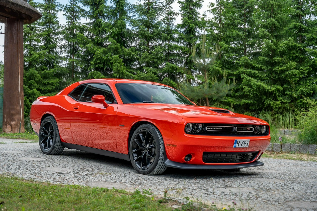 Dodge Challenger - Zdjęcie 9
