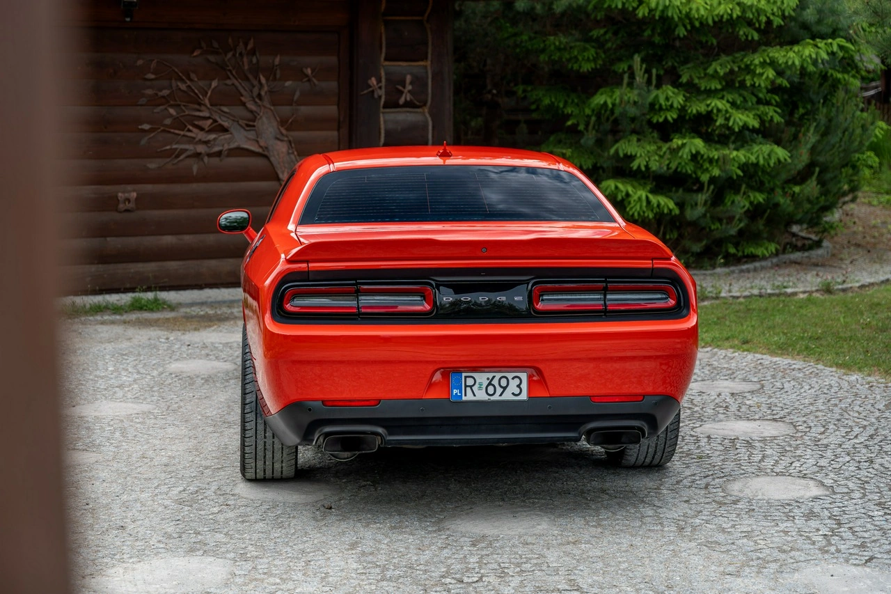 Dodge Challenger - Zdjęcie 14