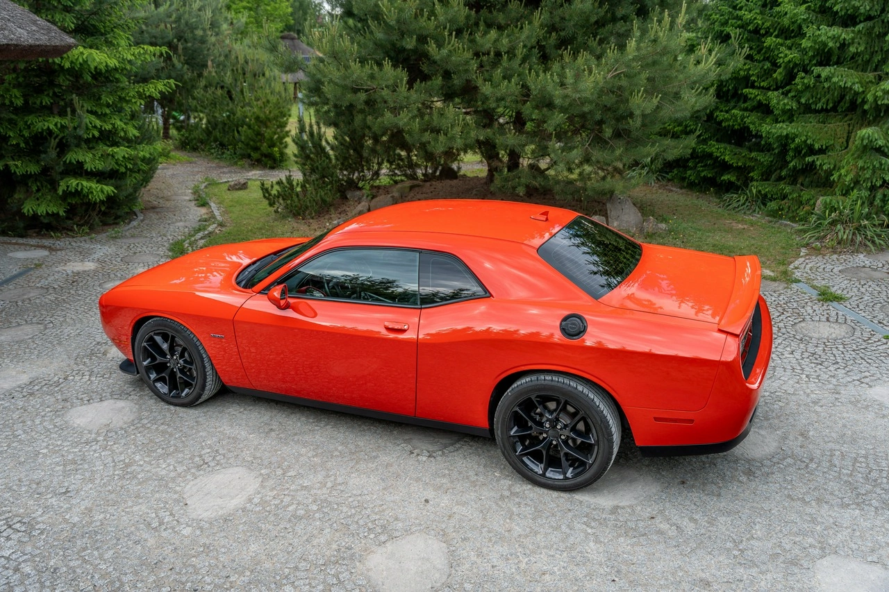 Dodge Challenger - Zdjęcie 25