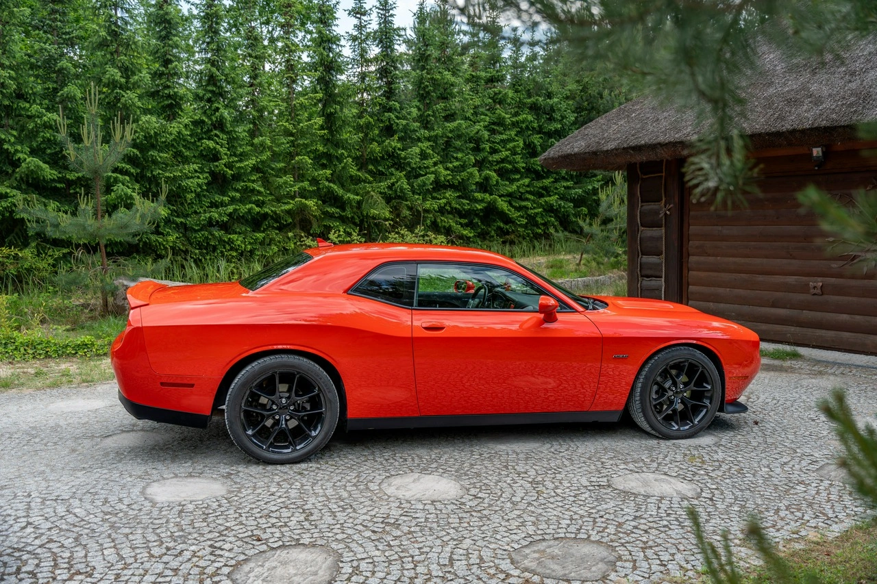 Dodge Challenger - Zdjęcie 6