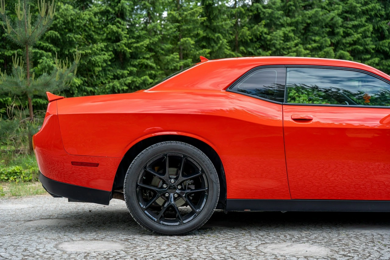 Dodge Challenger - Zdjęcie 7