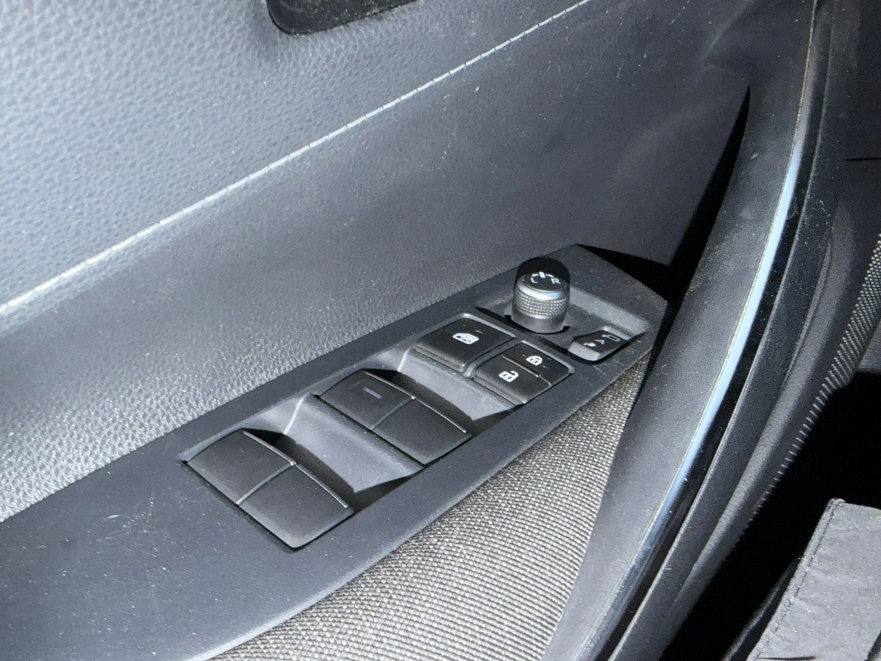 Toyota Corolla - Zdjęcie 20
