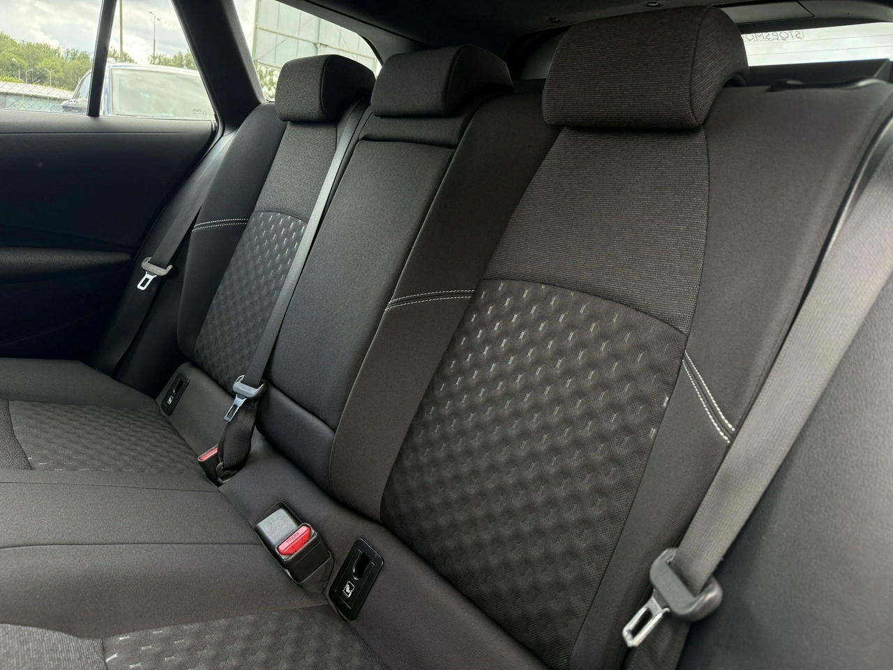 Toyota Corolla - Zdjęcie 35
