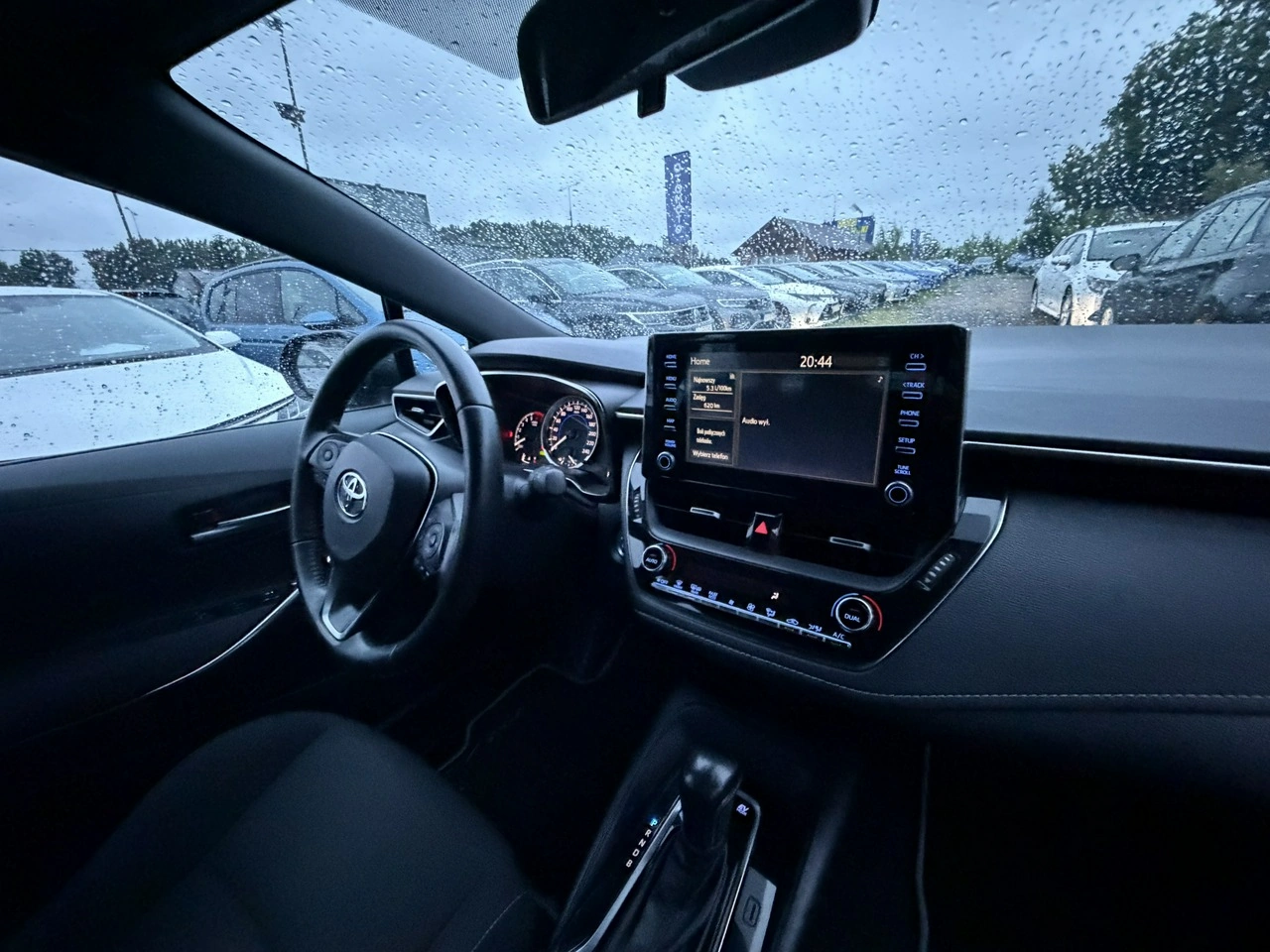 Toyota Corolla - Zdjęcie 13