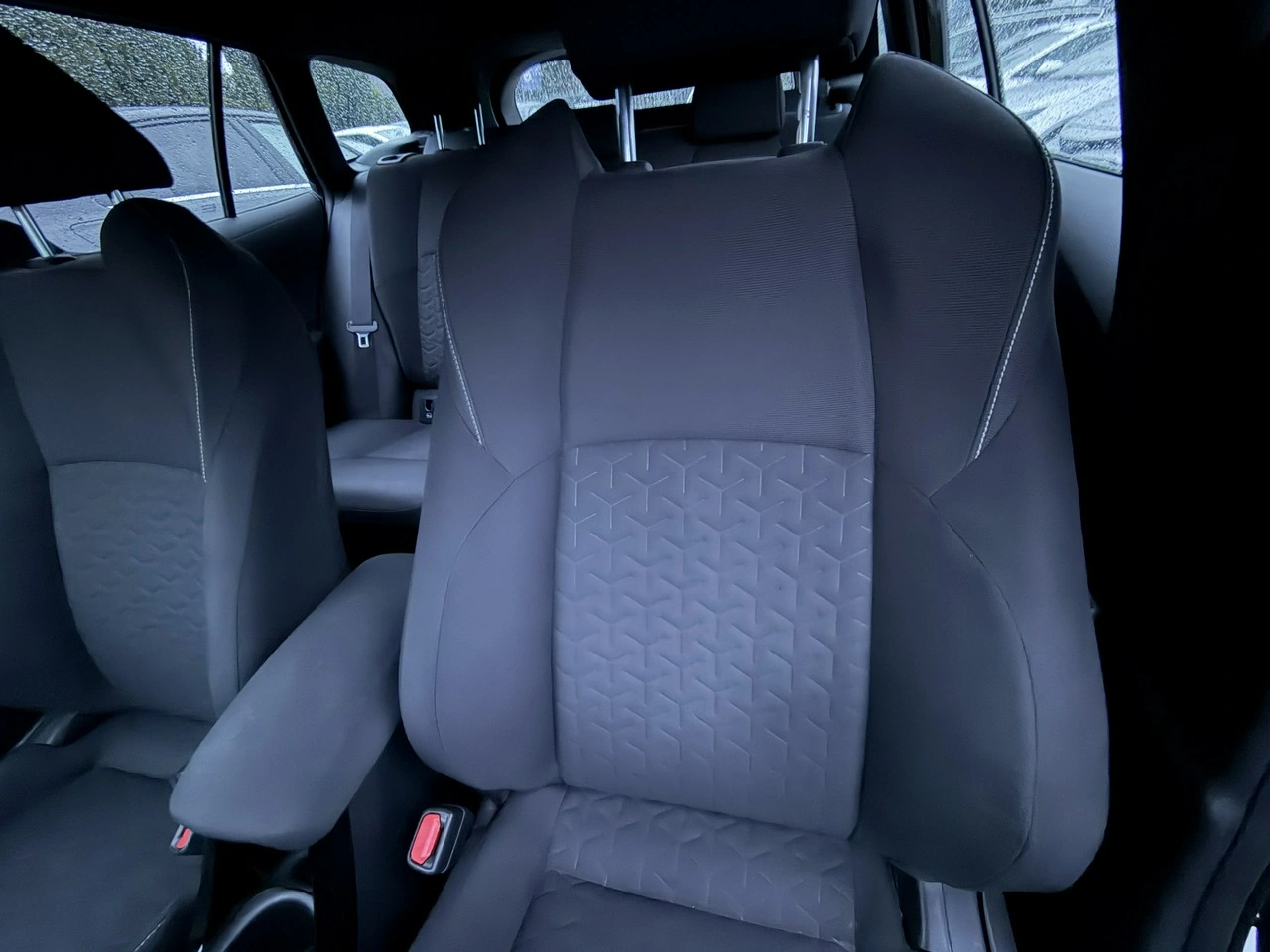 Toyota Corolla - Zdjęcie 17