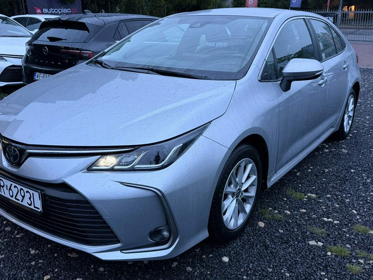 Toyota Corolla - Zdjęcie 2