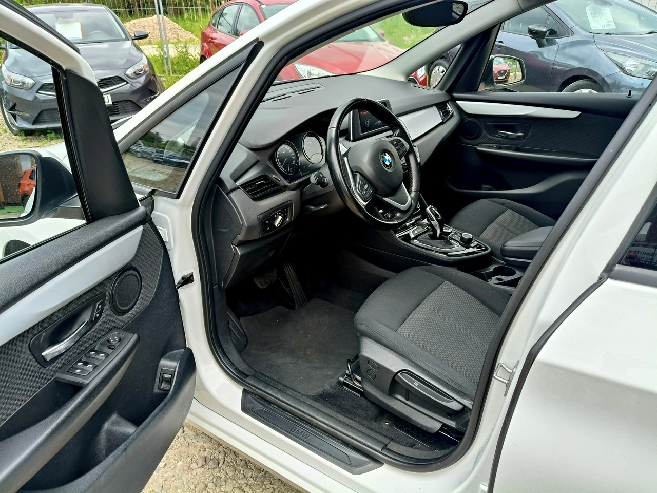 BMW 216 - Zdjęcie 9