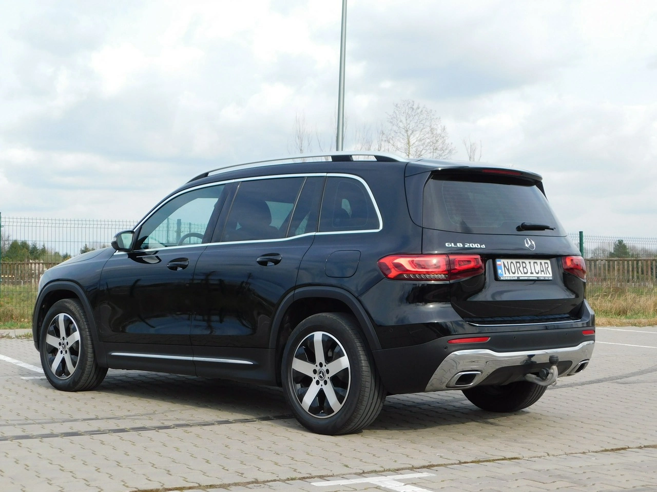Mercedes GLB - Zdjęcie 2