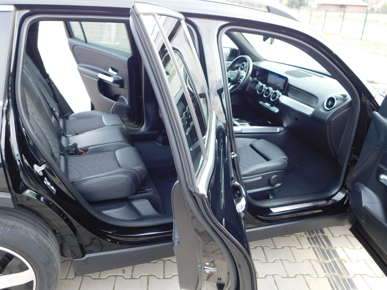 Mercedes GLB - Zdjęcie 7