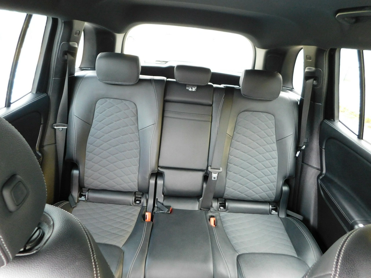 Mercedes GLB - Zdjęcie 8