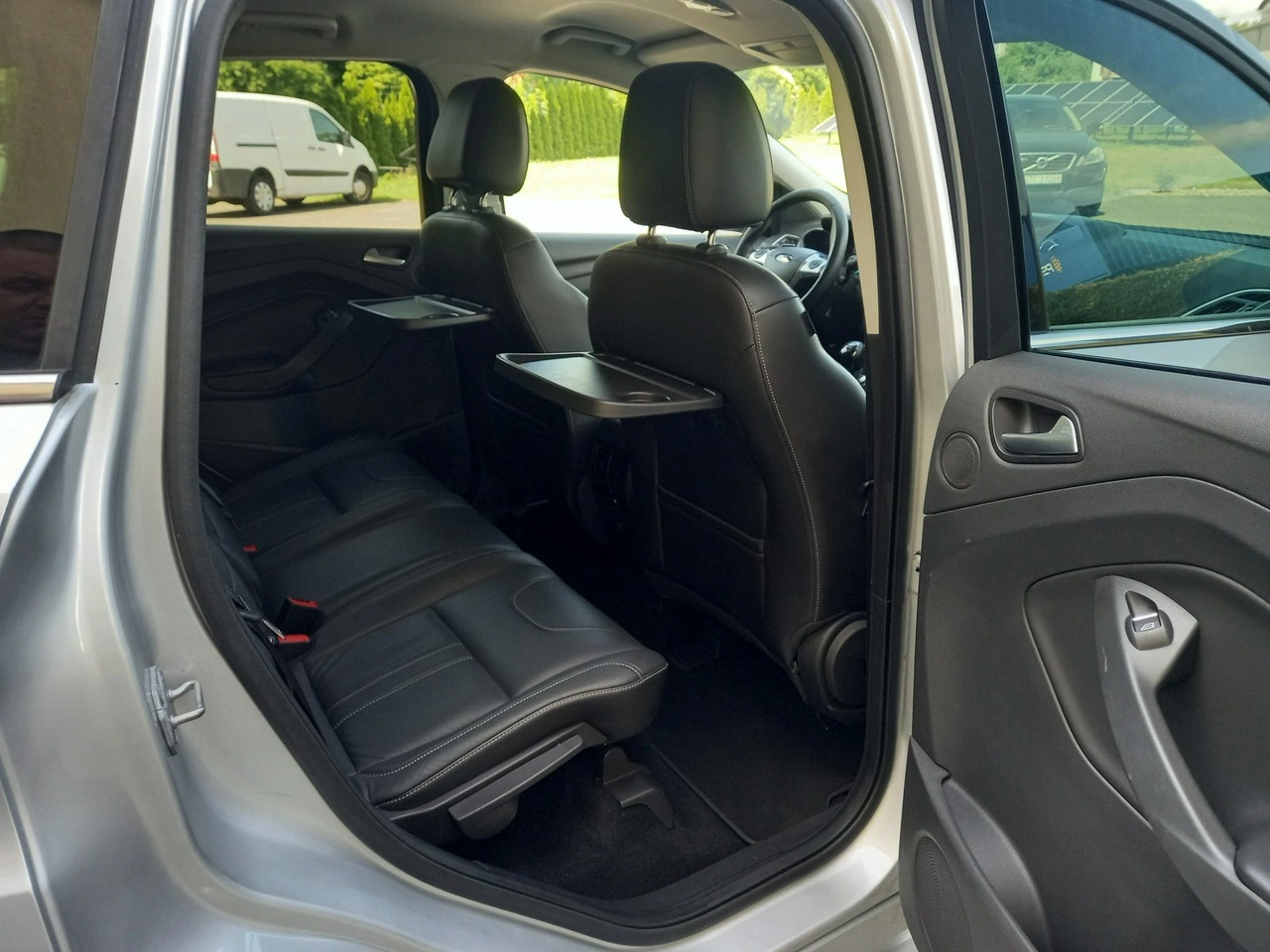 Ford Kuga - Zdjęcie 20