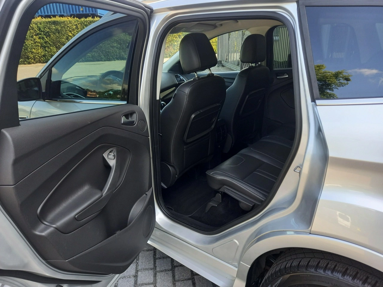 Ford Kuga - Zdjęcie 23