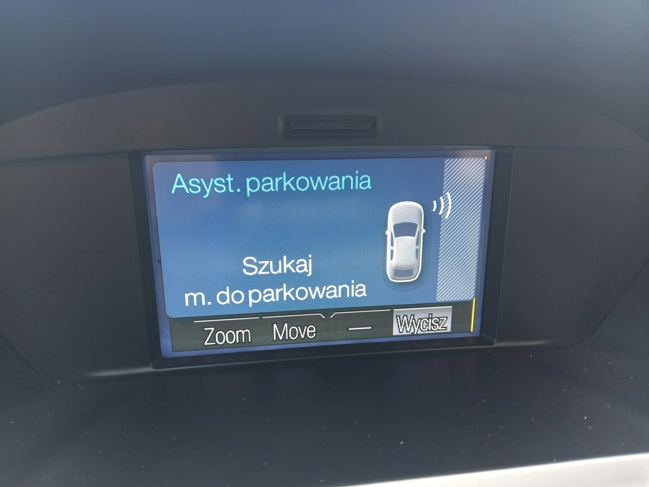 Ford Kuga - Zdjęcie 34