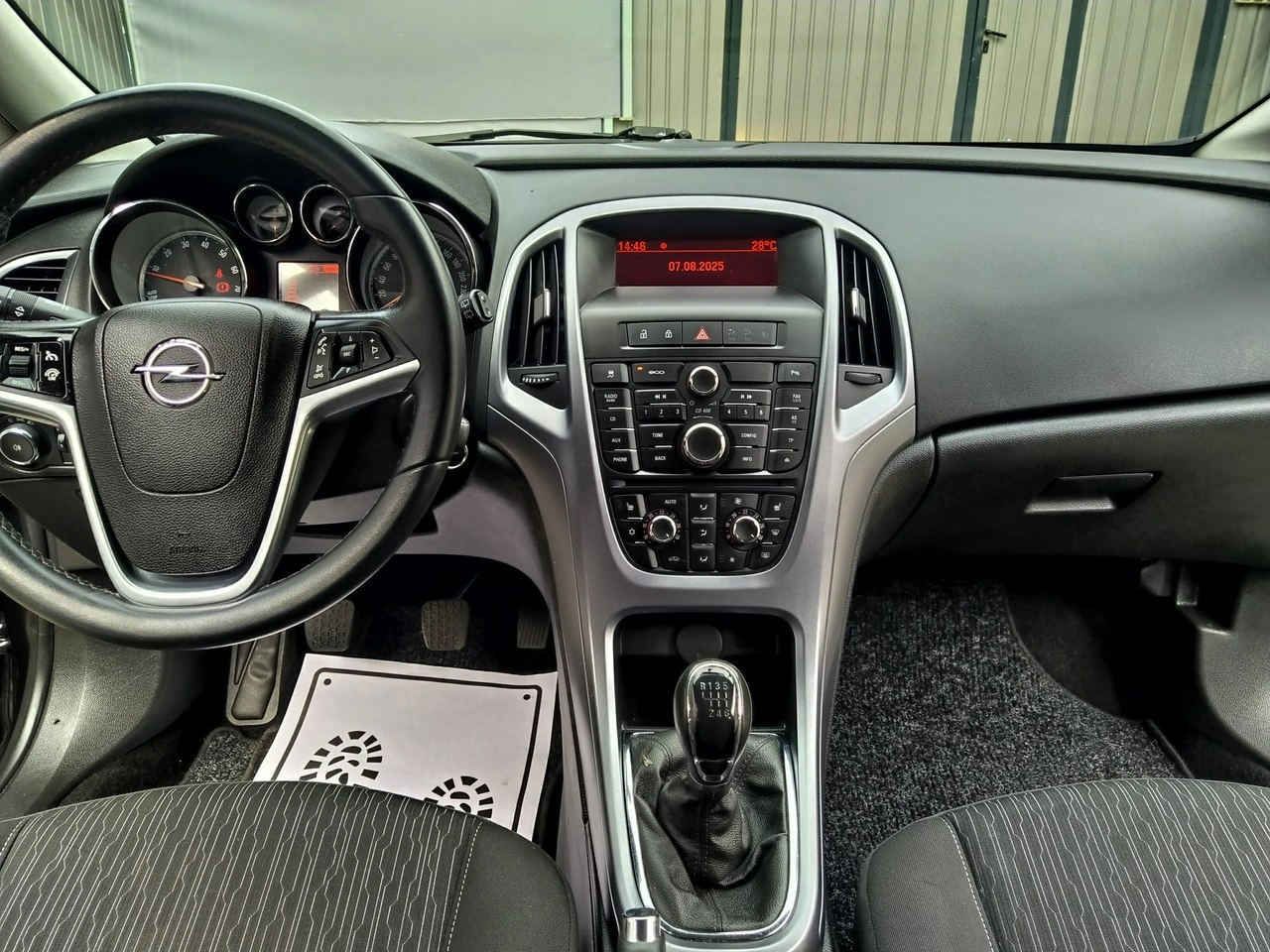 Opel Astra - Zdjęcie 16