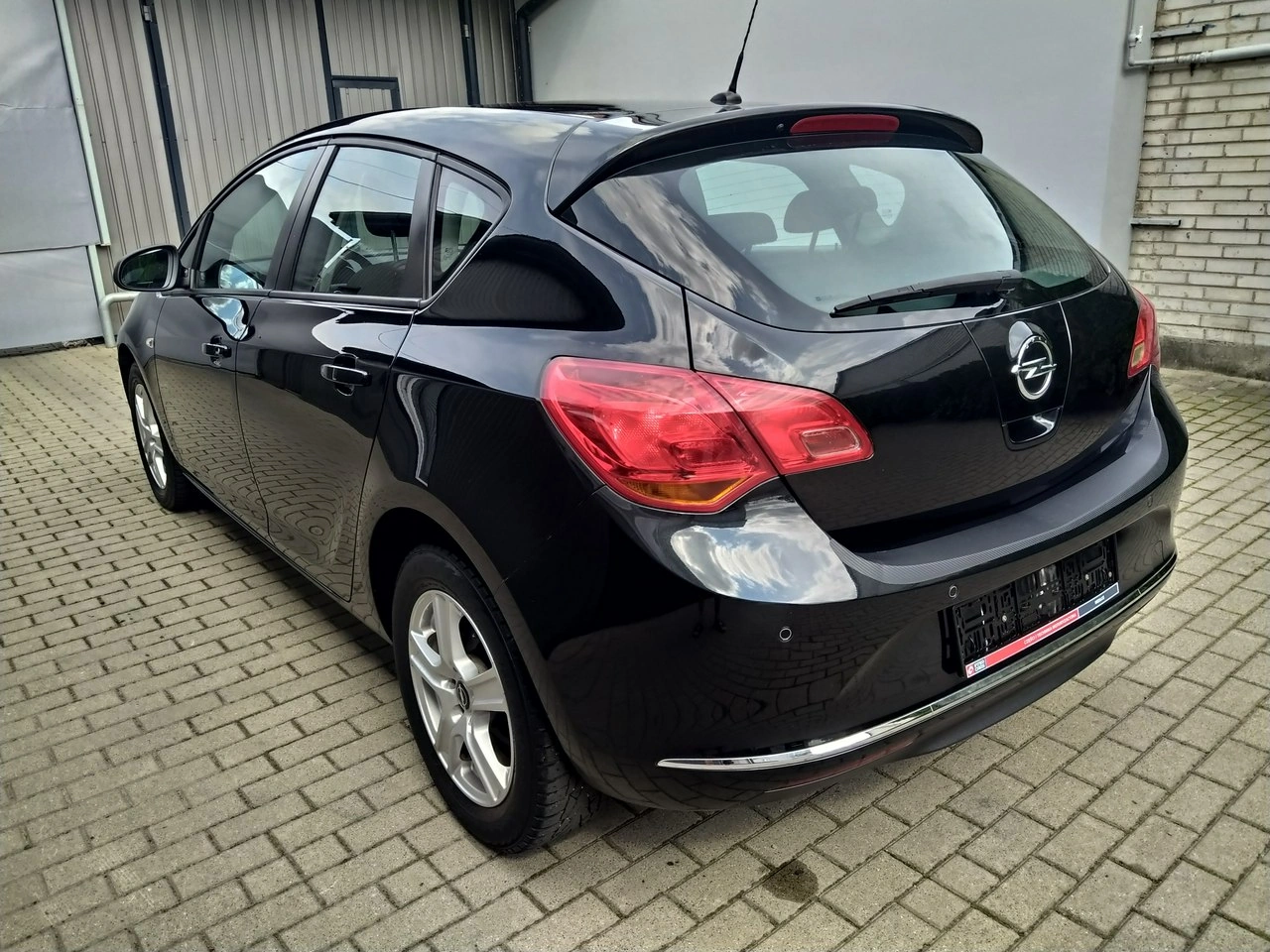 Opel Astra - Zdjęcie 4