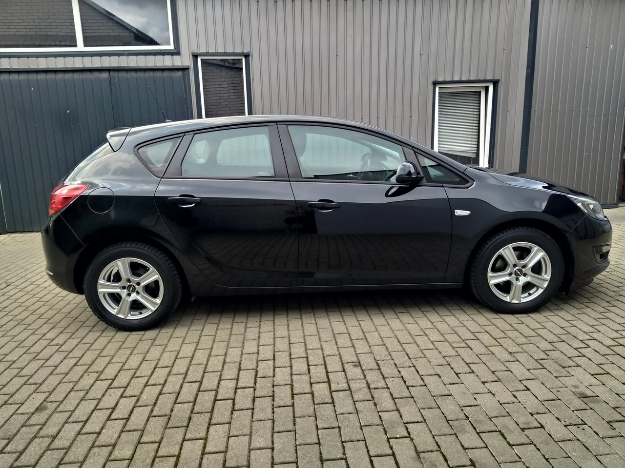 Opel Astra - Zdjęcie 7
