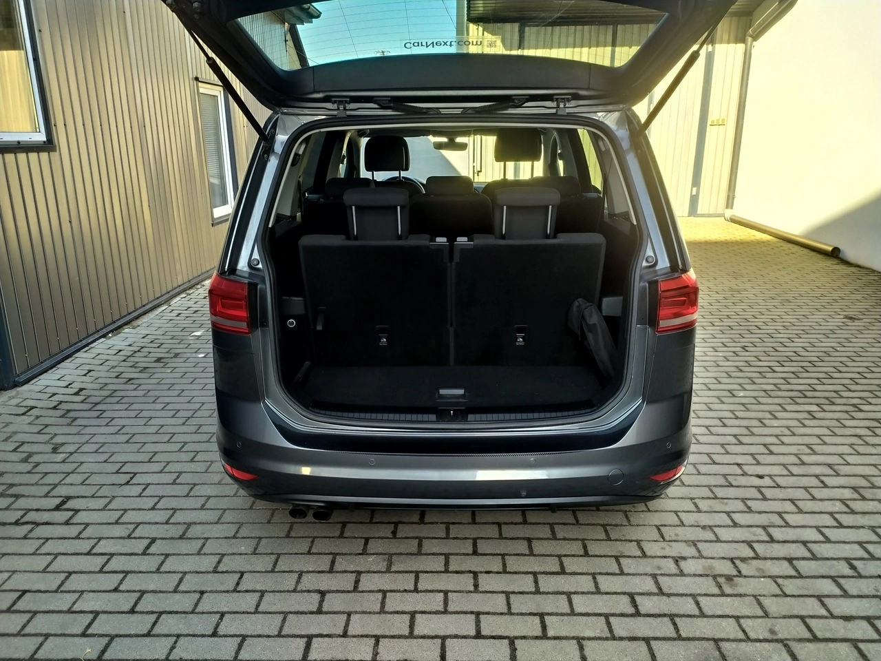 Volkswagen Touran - Zdjęcie 20