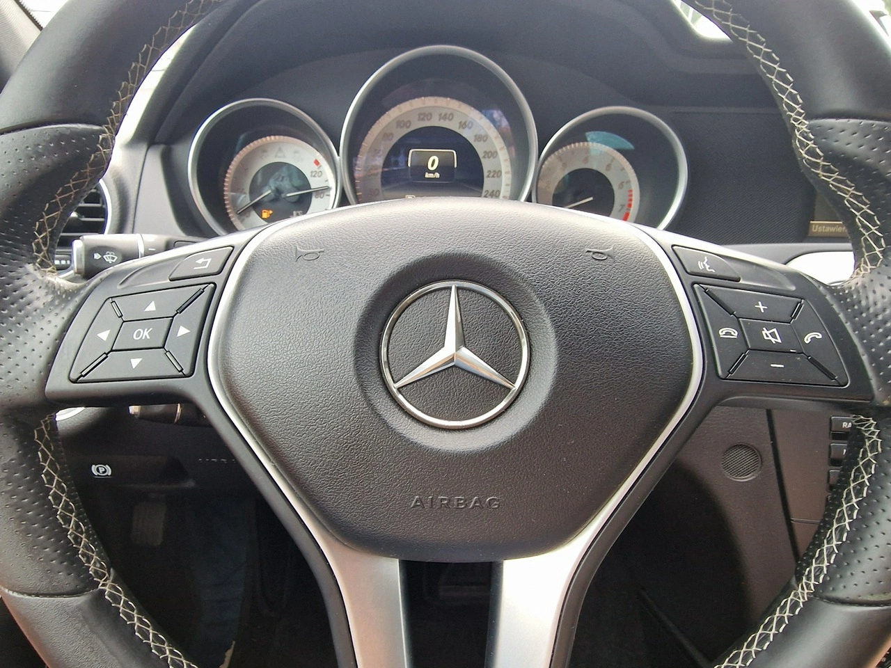 Mercedes C 180 - Zdjęcie 30