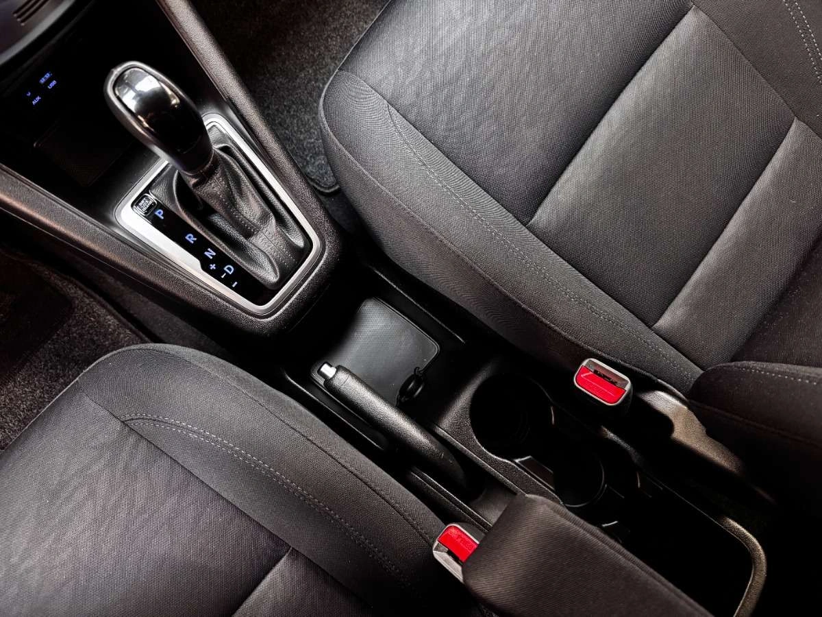 Hyundai ix20 - Zdjęcie 28