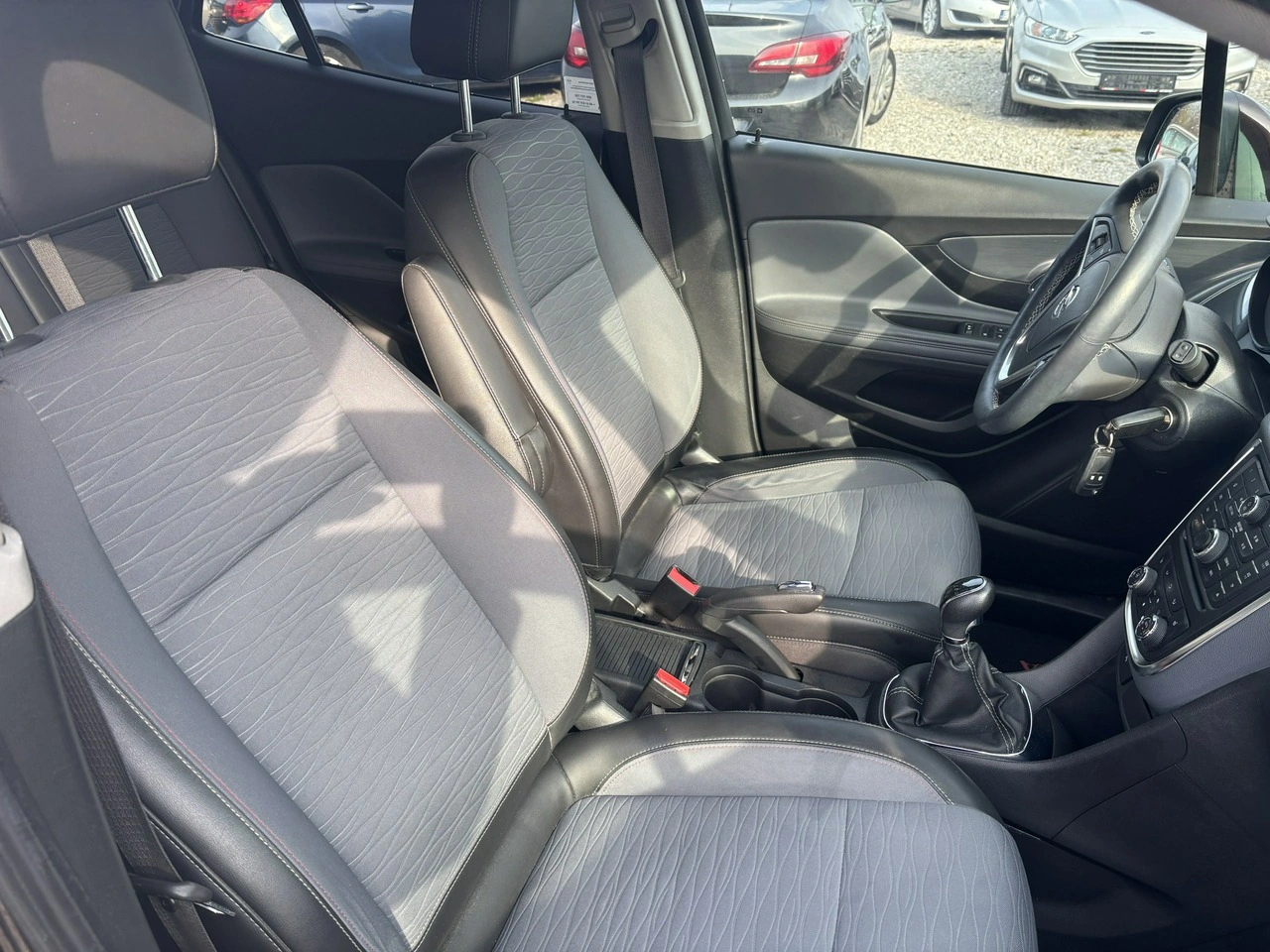 Opel Mokka - Zdjęcie 36