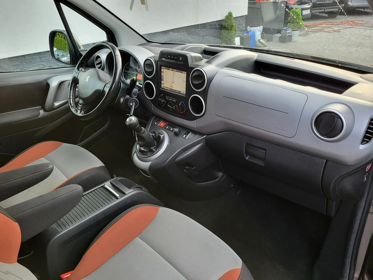 Peugeot Partner - Zdjęcie 10