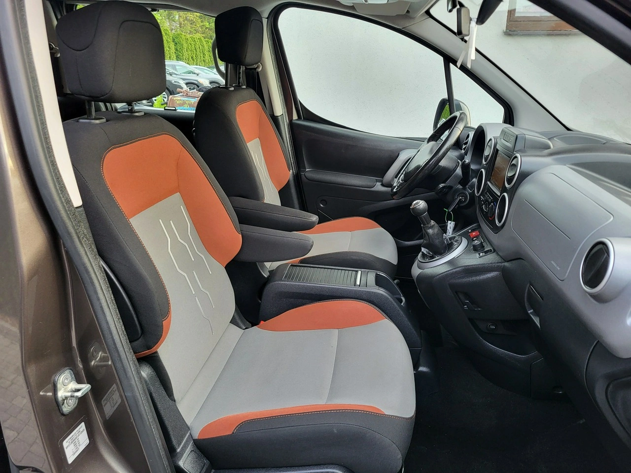 Peugeot Partner - Zdjęcie 11