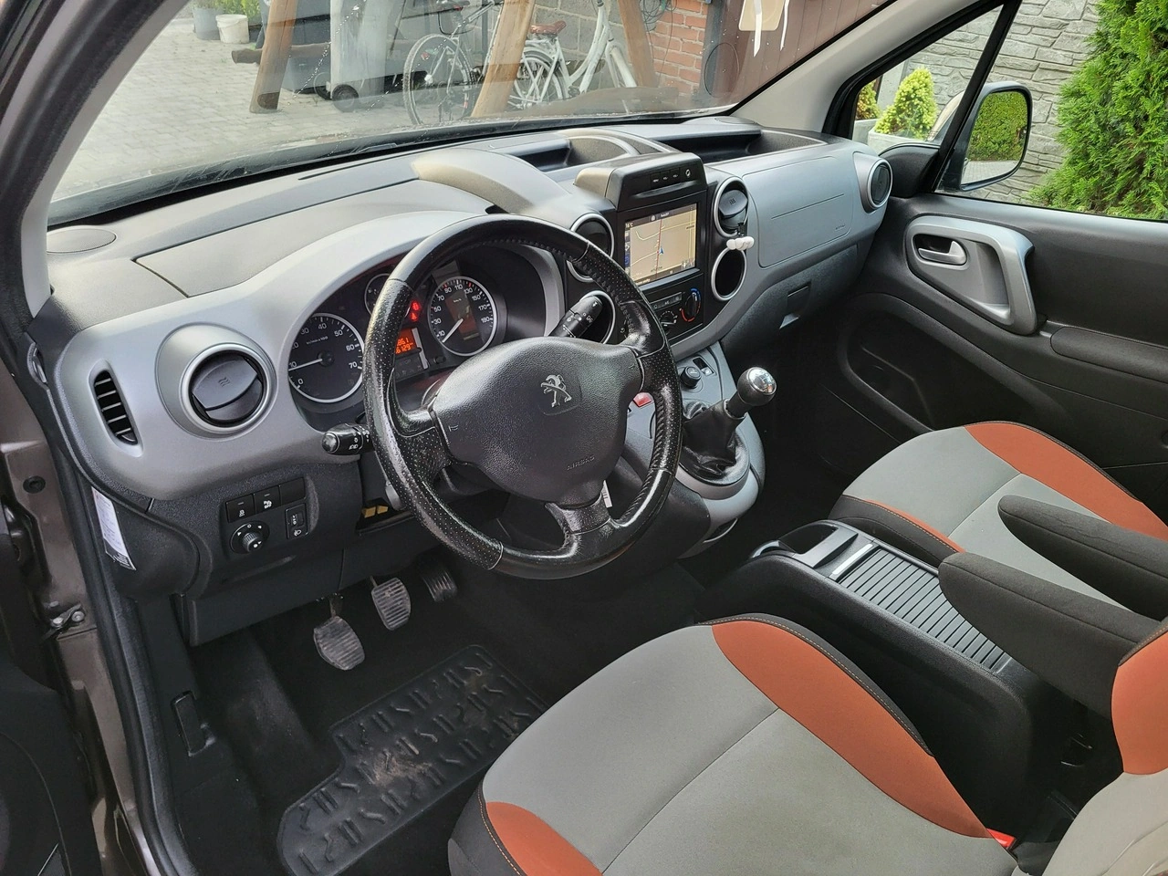 Peugeot Partner - Zdjęcie 8