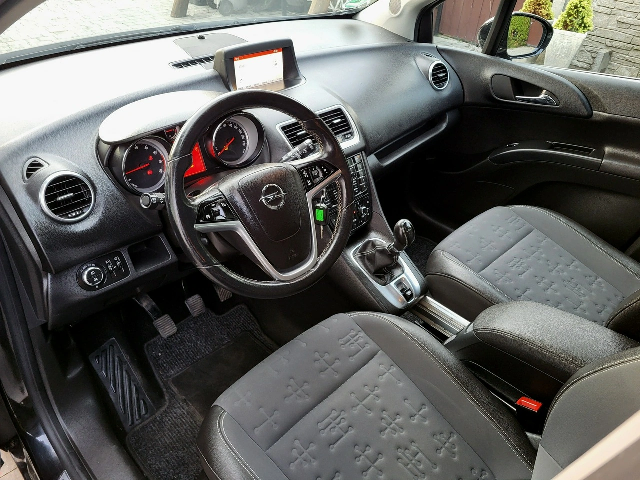 Opel Meriva - Zdjęcie 8