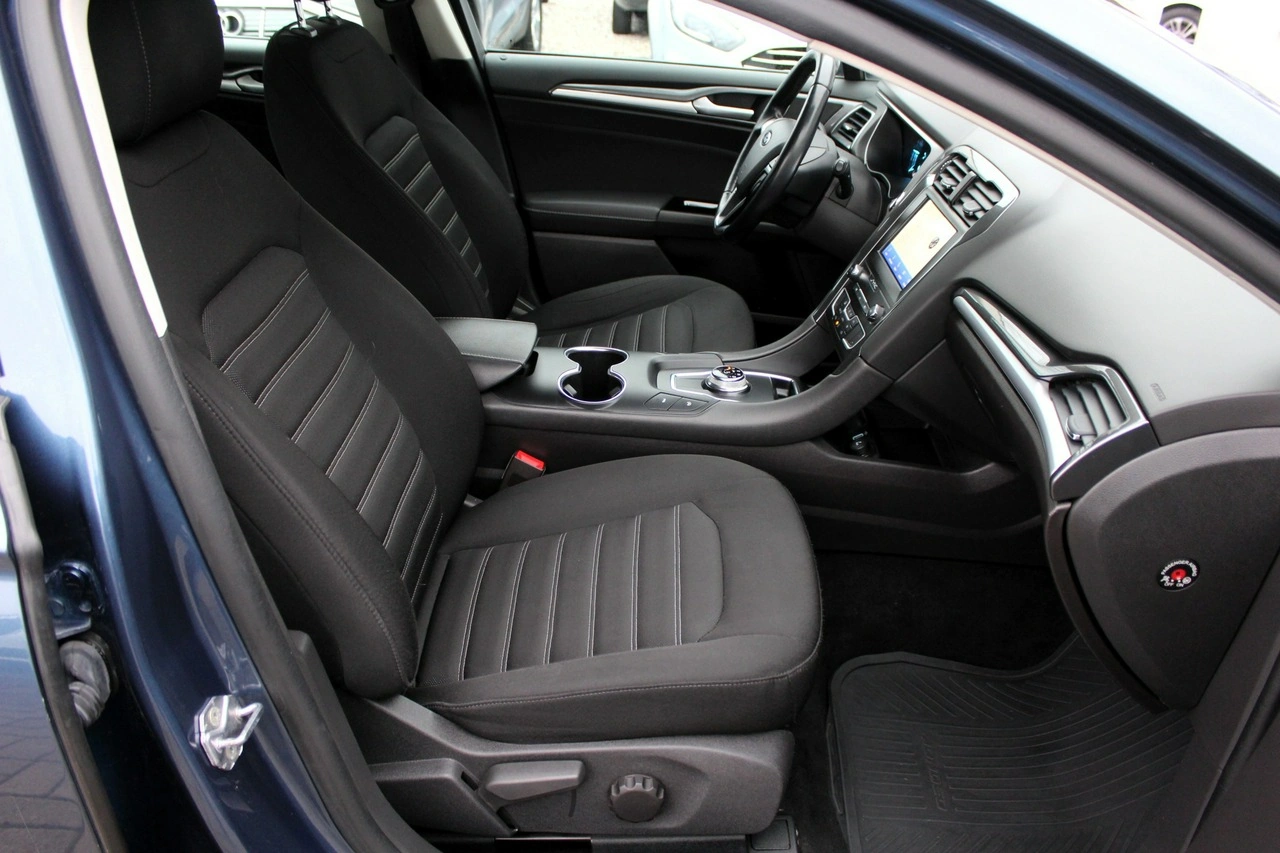 Ford Mondeo SW - Zdjęcie 10