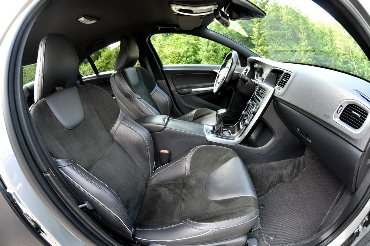 Volvo S60 - Zdjęcie 7