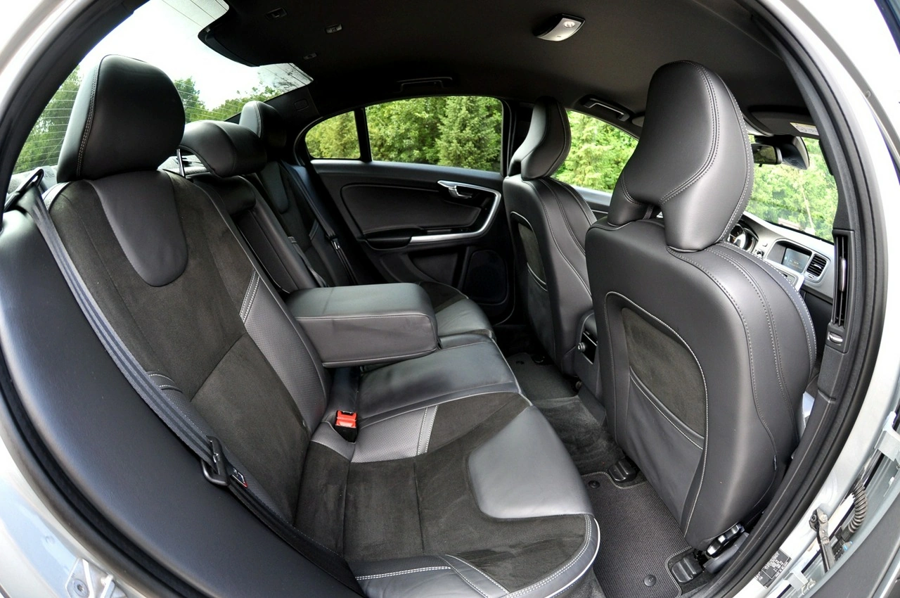 Volvo S60 - Zdjęcie 8