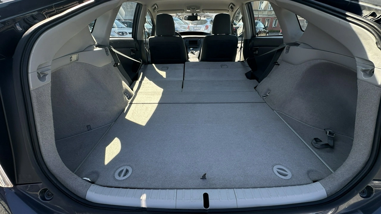 Toyota Prius+ - Zdjęcie 15