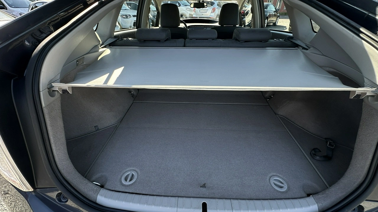Toyota Prius+ - Zdjęcie 17