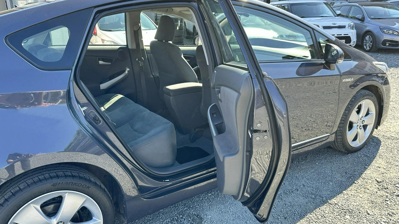 Toyota Prius+ - Zdjęcie 24