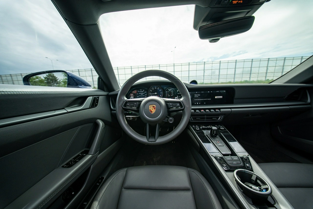 Porsche 911 - Zdjęcie 16