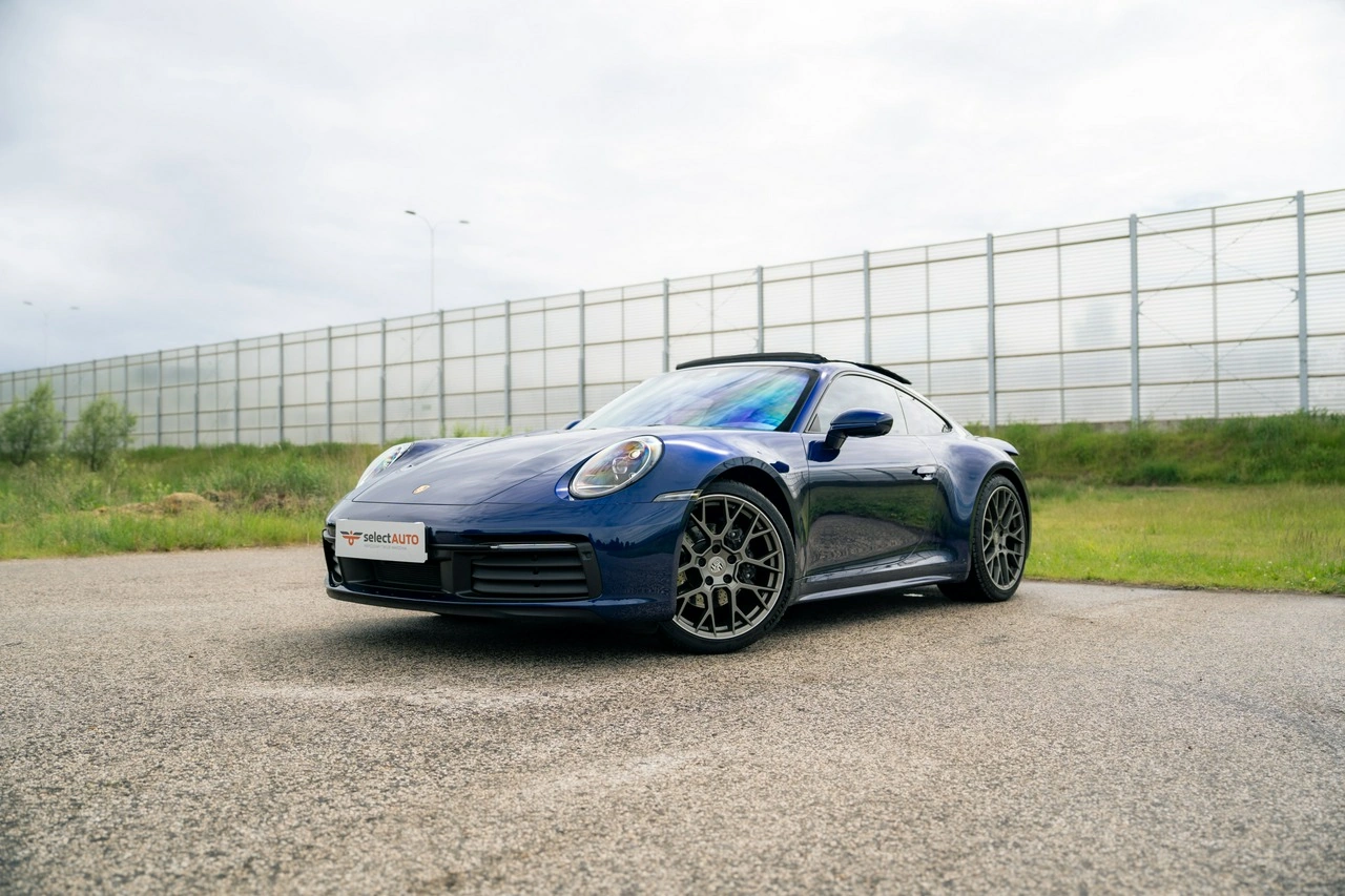 Porsche 911 - Główne zdjęcie