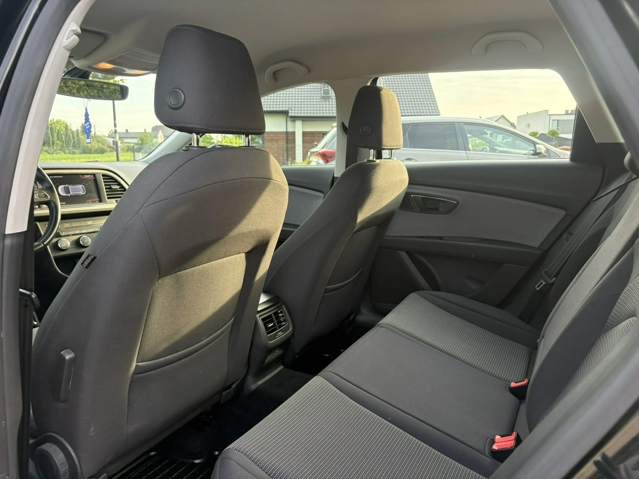 Seat Leon - Zdjęcie 9